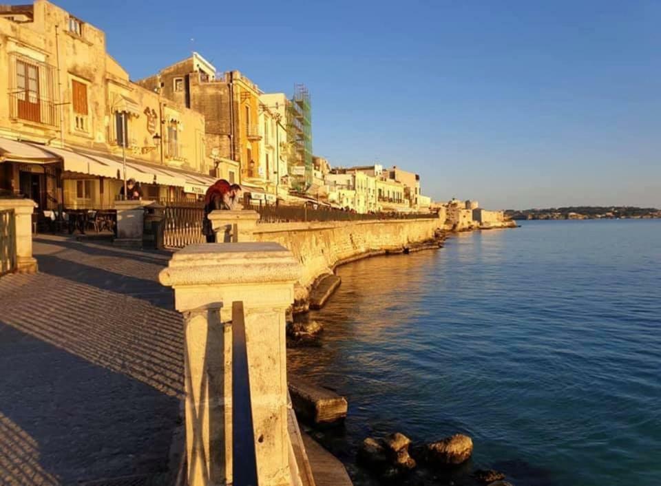 Siracusa Vacanze Syrakus Exterior foto